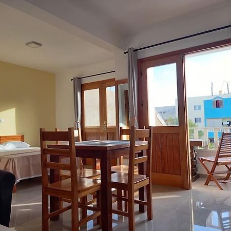 One Cozy Bedroom - Studio In ซังตามาเรีย ภายนอก รูปภาพ